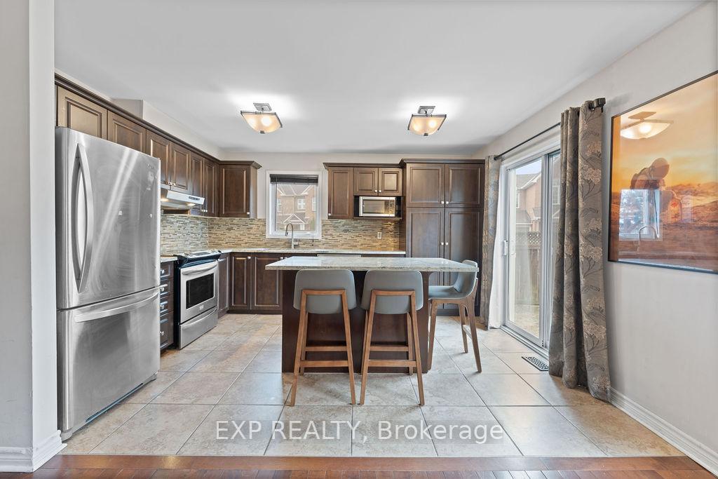 Photo 13 of 2176 Cavalier Way, Ottawa, Chapel Hill South - Orleans Village — HOMEH