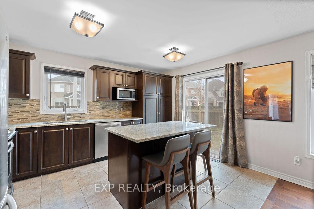 Photo 15 of 2176 Cavalier Way, Ottawa, Chapel Hill South - Orleans Village — HOMEH