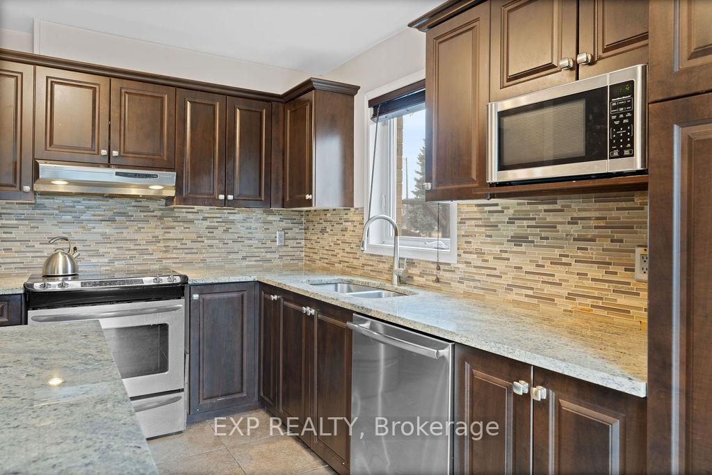 Photo 17 of 2176 Cavalier Way, Ottawa, Chapel Hill South - Orleans Village — HOMEH