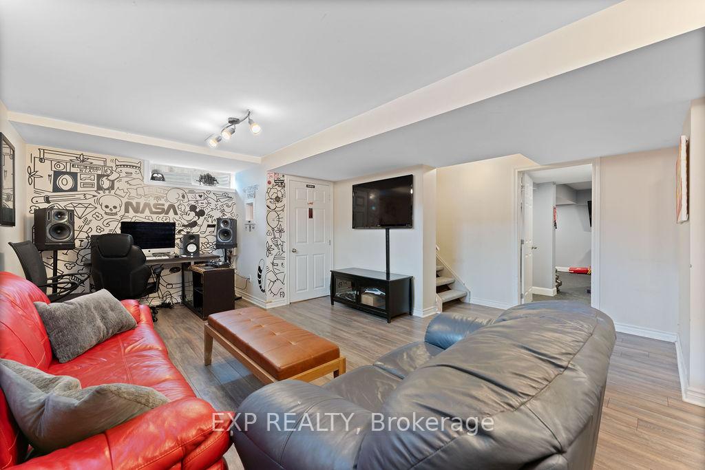 Photo 36 of 2176 Cavalier Way, Ottawa, Chapel Hill South - Orleans Village — HOMEH