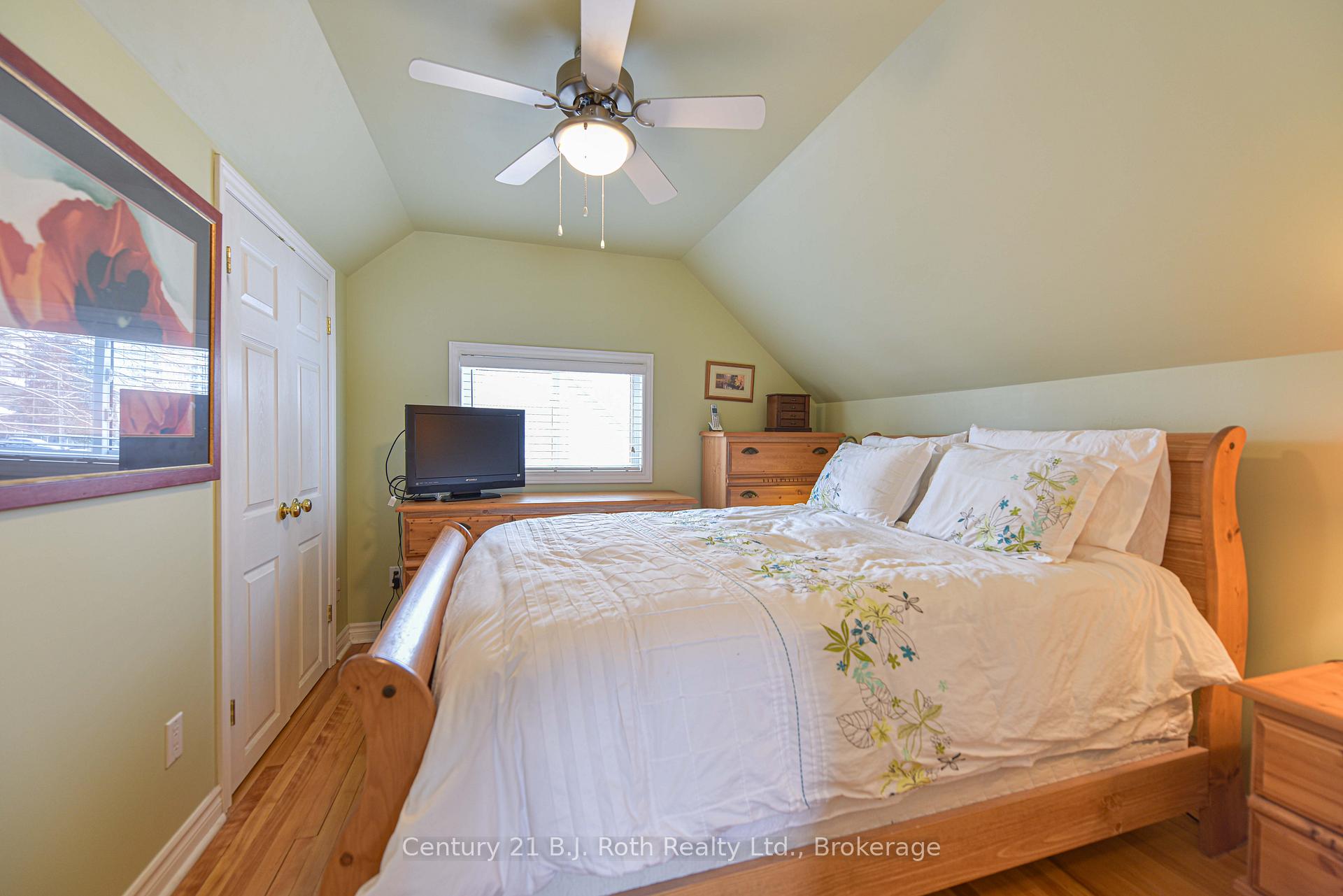 Photo 23 of 397 Bayview Parkway, Orillia — HOMEH