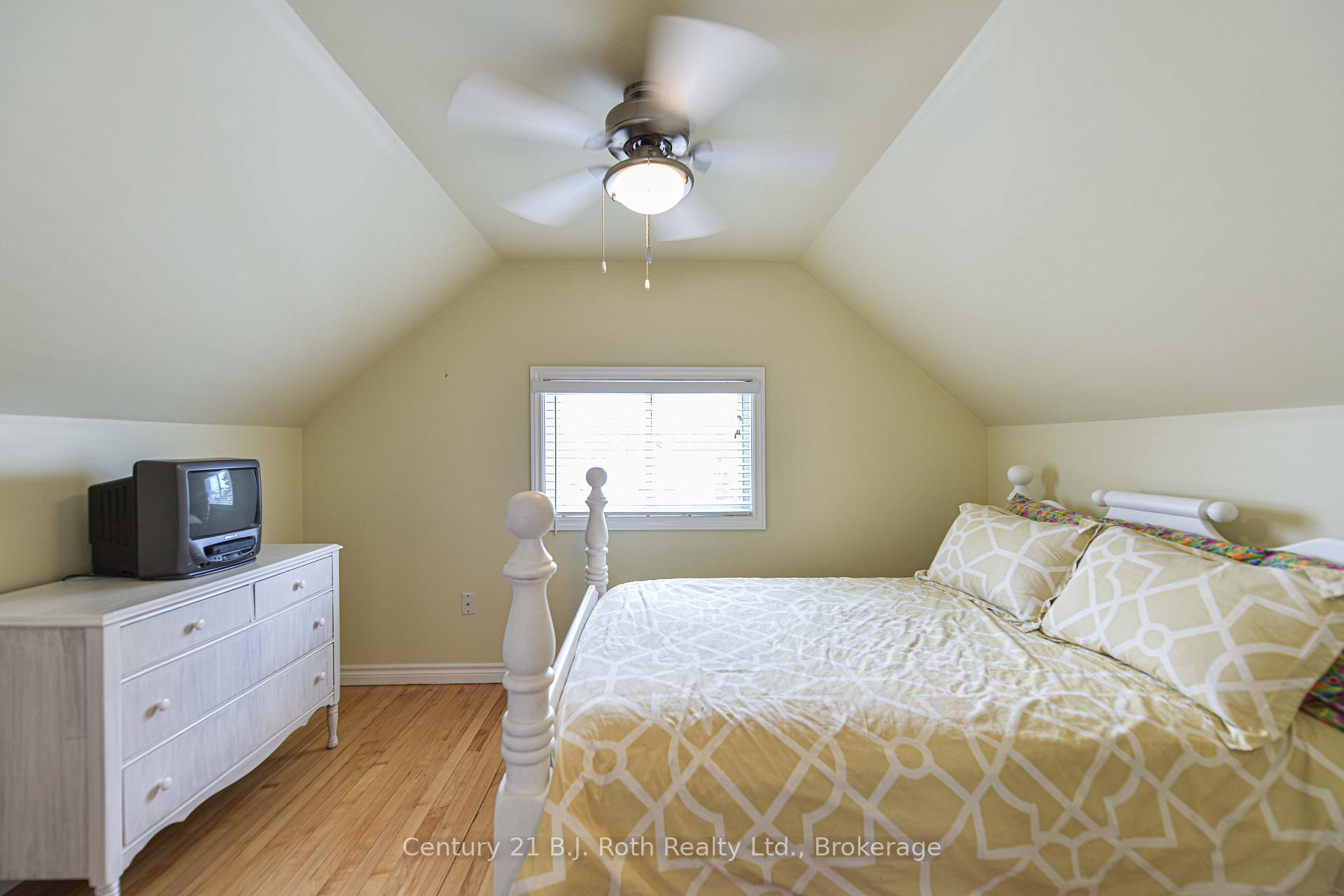 Photo 25 of 397 Bayview Parkway, Orillia — HOMEH