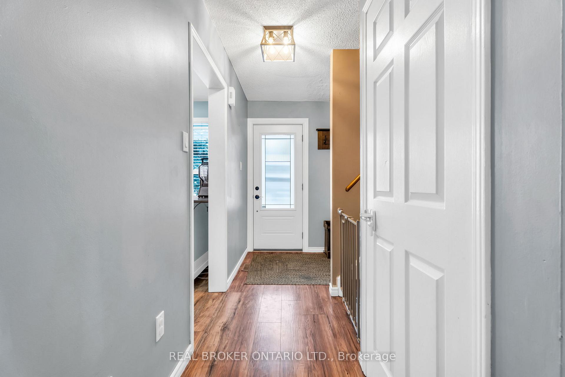 Photo 4 of 126 Heydon Avenue, New Tecumseth, Alliston — HOMEH