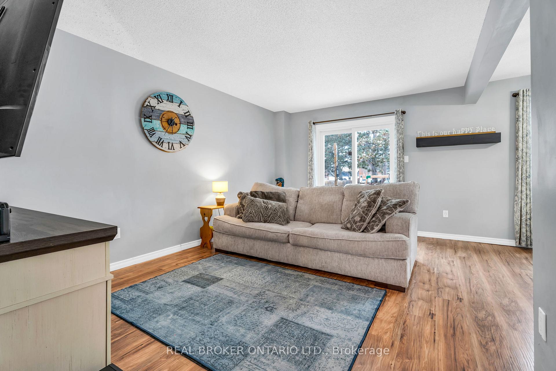Photo 6 of 126 Heydon Avenue, New Tecumseth, Alliston — HOMEH