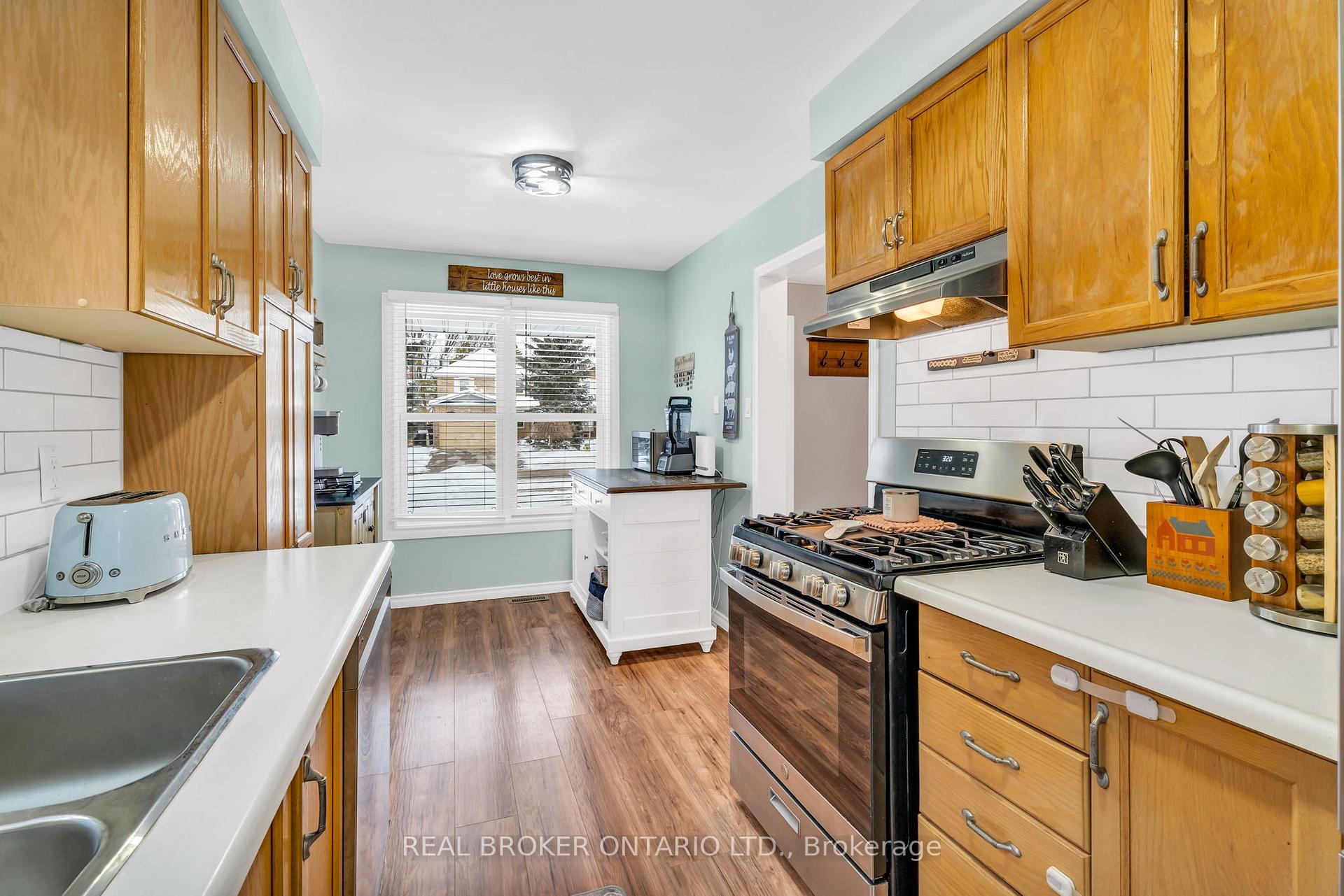 Photo 13 of 126 Heydon Avenue, New Tecumseth, Alliston — HOMEH
