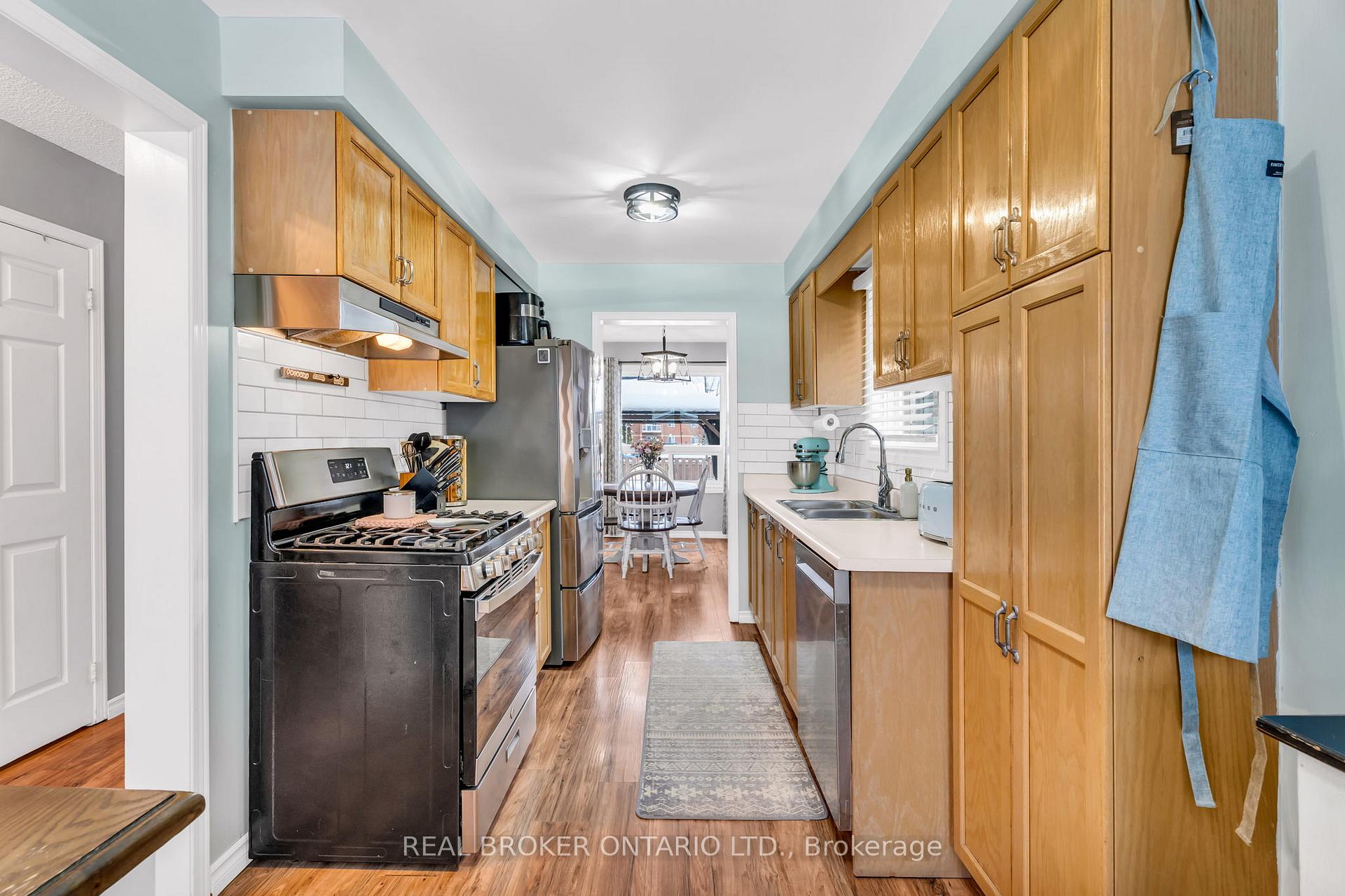 Photo 14 of 126 Heydon Avenue, New Tecumseth, Alliston — HOMEH