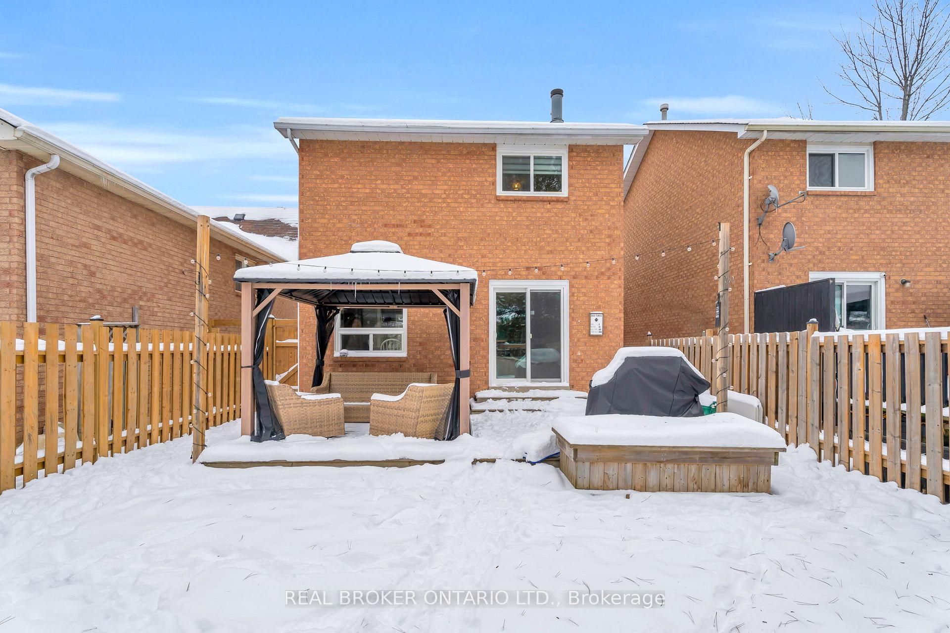 Photo 33 of 126 Heydon Avenue, New Tecumseth, Alliston — HOMEH