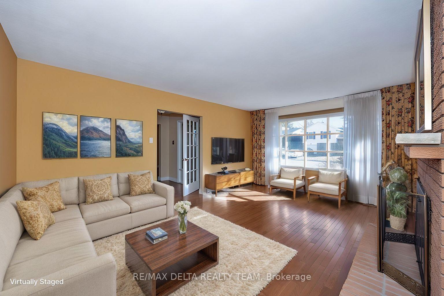 Photo 5 of 1149 St Jerome Crescent, Ottawa, Convent Glen North — HOMEH