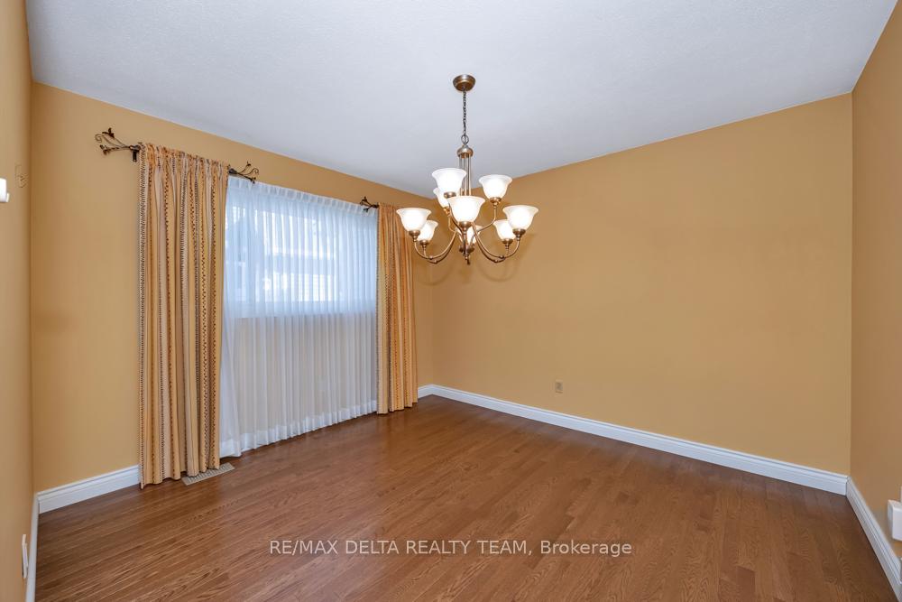 Photo 9 of 1149 St Jerome Crescent, Ottawa, Convent Glen North — HOMEH
