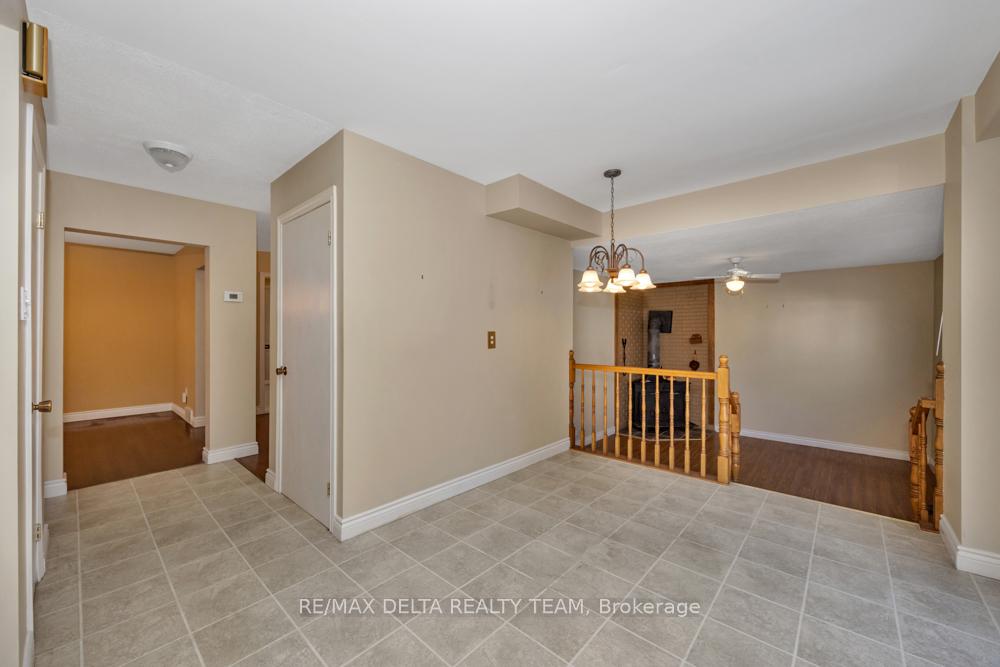 Photo 15 of 1149 St Jerome Crescent, Ottawa, Convent Glen North — HOMEH