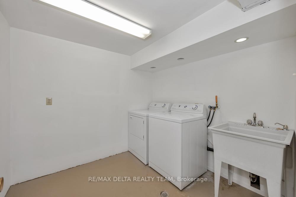 Photo 34 of 1149 St Jerome Crescent, Ottawa, Convent Glen North — HOMEH