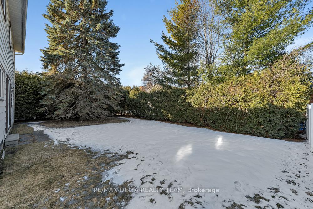 Photo 37 of 1149 St Jerome Crescent, Ottawa, Convent Glen North — HOMEH
