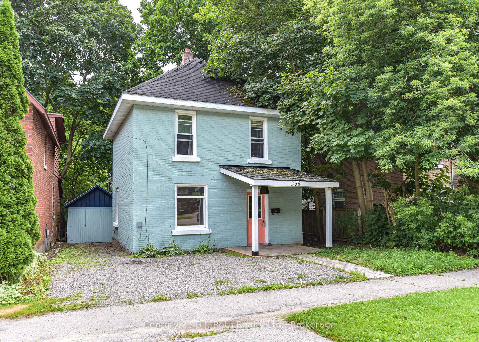 Photo 2 of 235 Harvey Street, Orillia — HOMEH