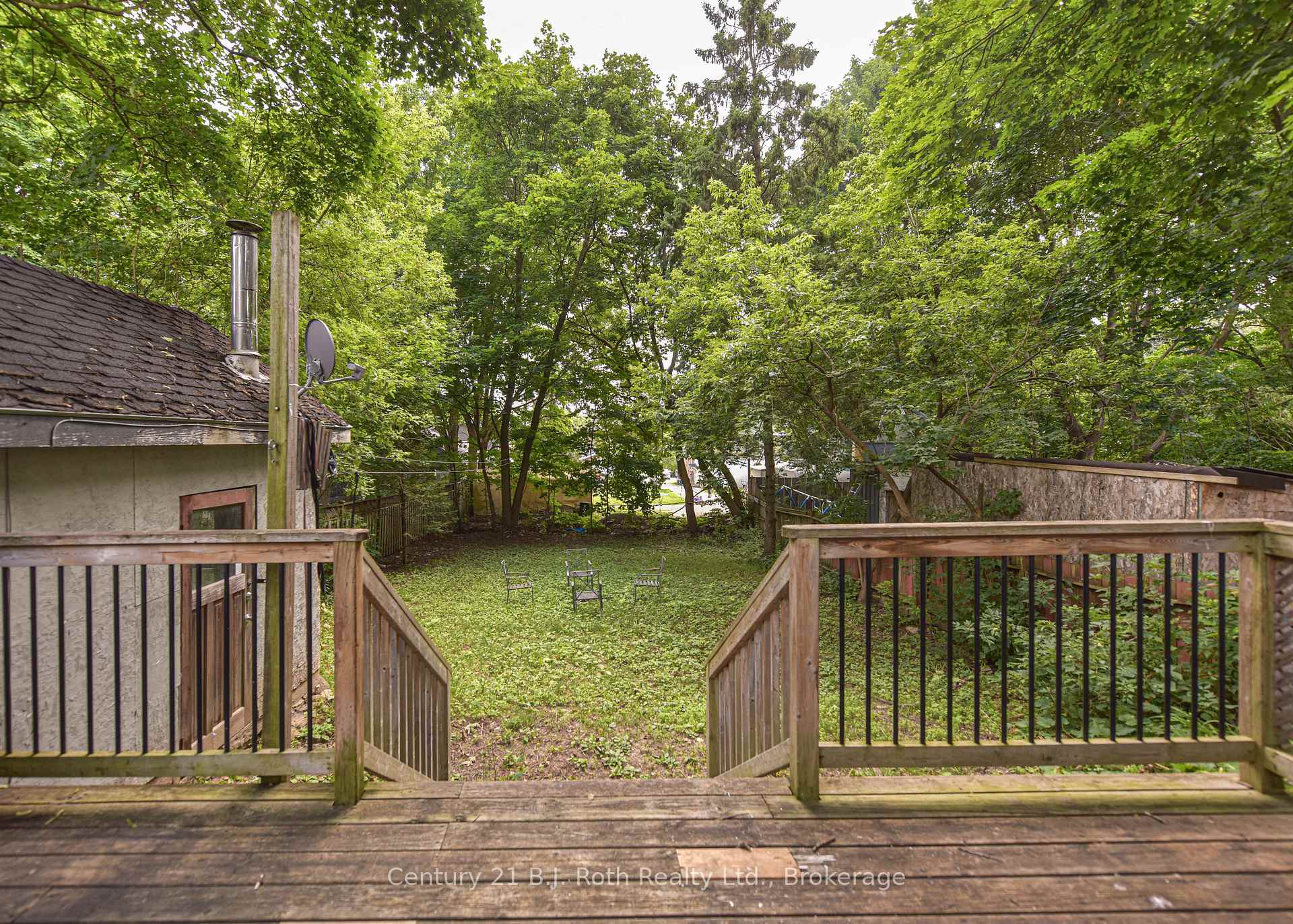 Photo 7 of 235 Harvey Street, Orillia — HOMEH