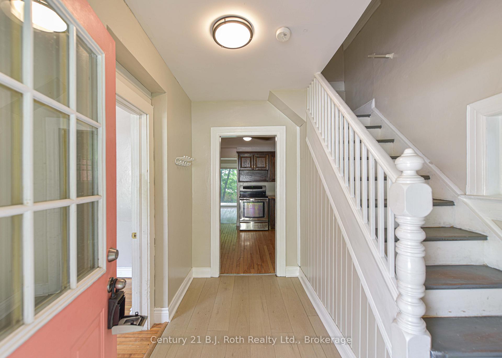 Photo 13 of 235 Harvey Street, Orillia — HOMEH