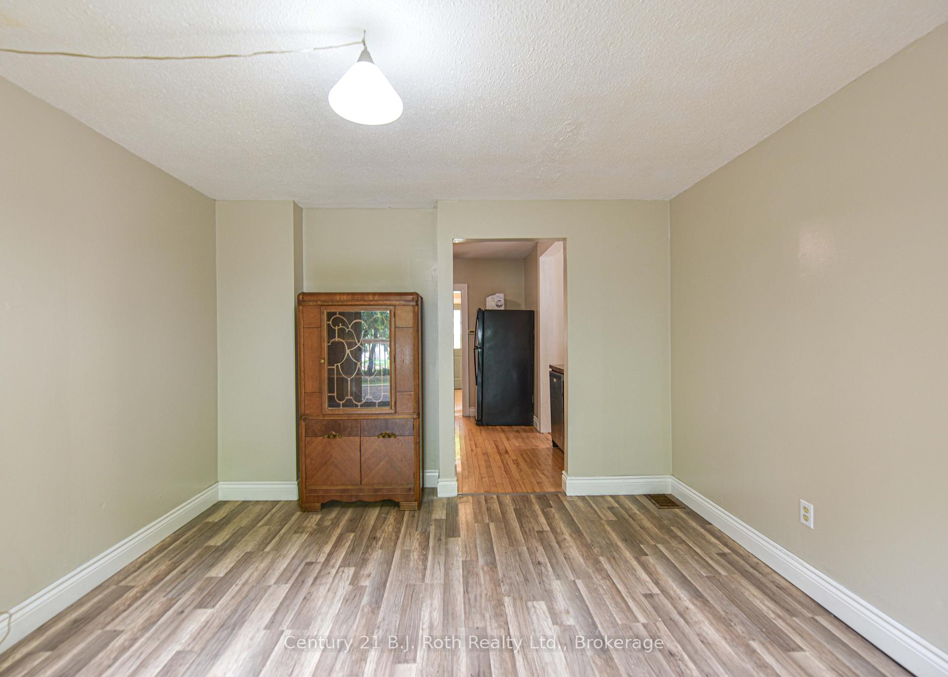 Photo 19 of 235 Harvey Street, Orillia — HOMEH
