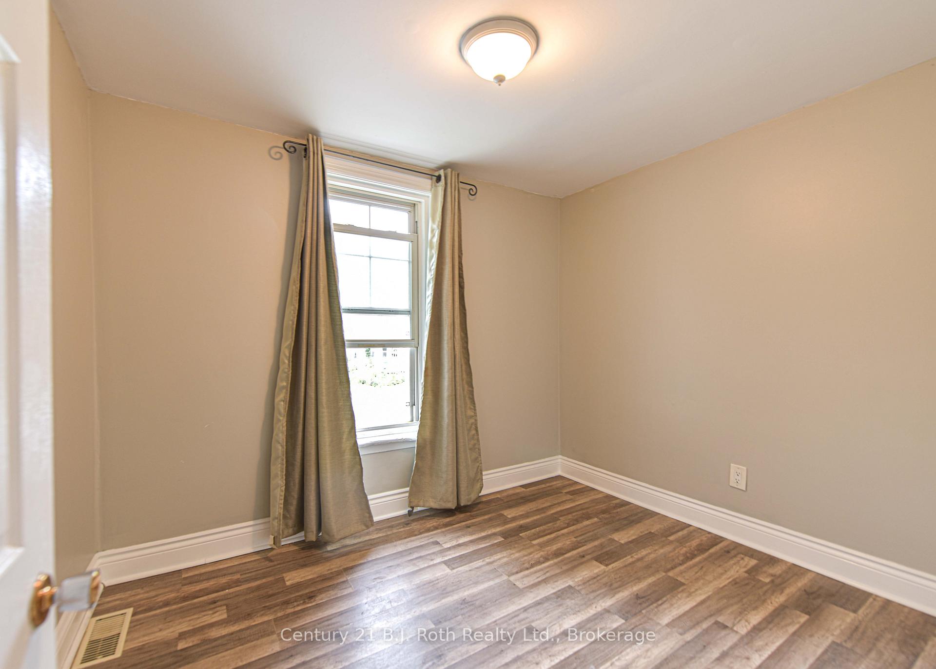 Photo 37 of 235 Harvey Street, Orillia — HOMEH