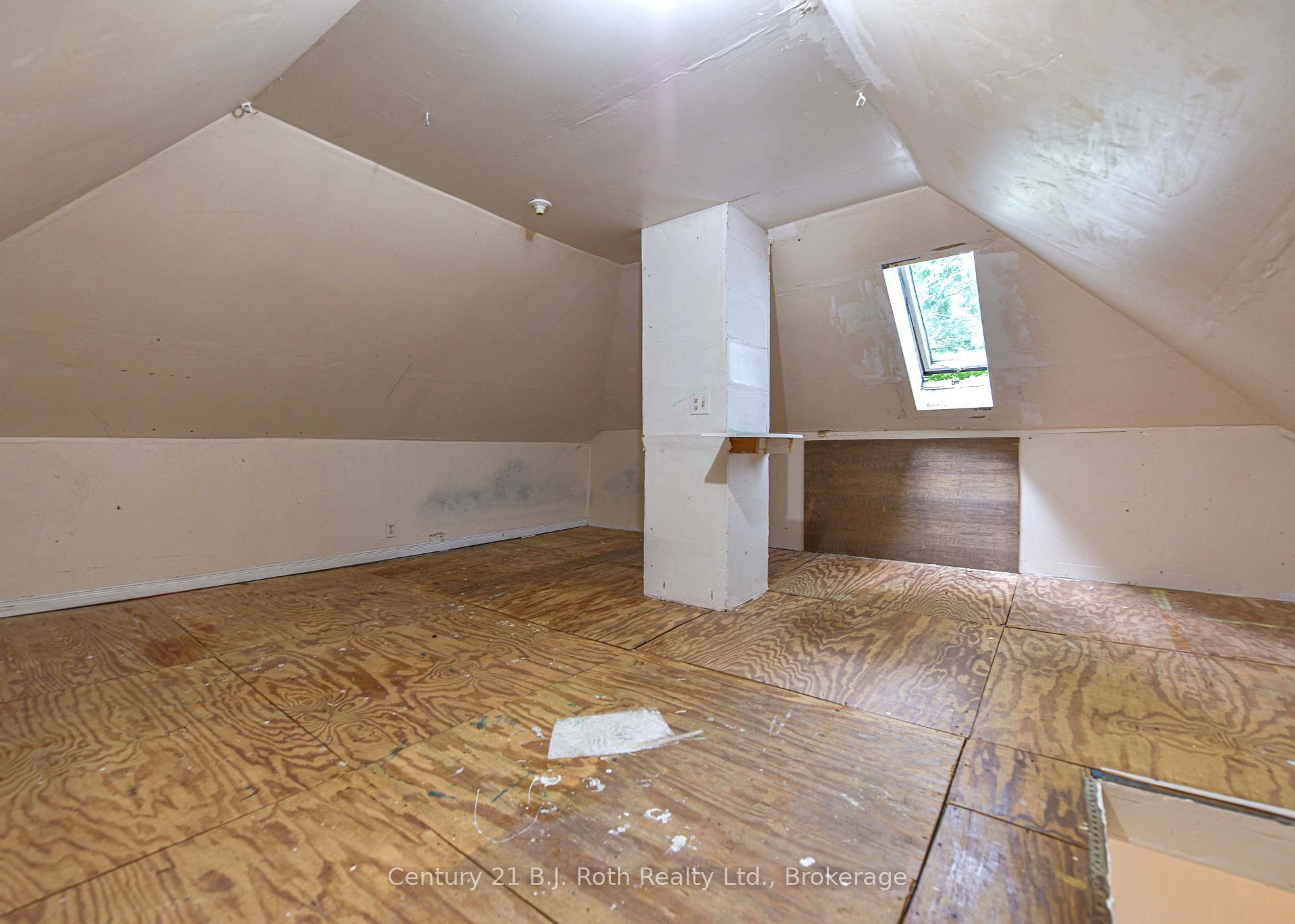 Photo 44 of 235 Harvey Street, Orillia — HOMEH