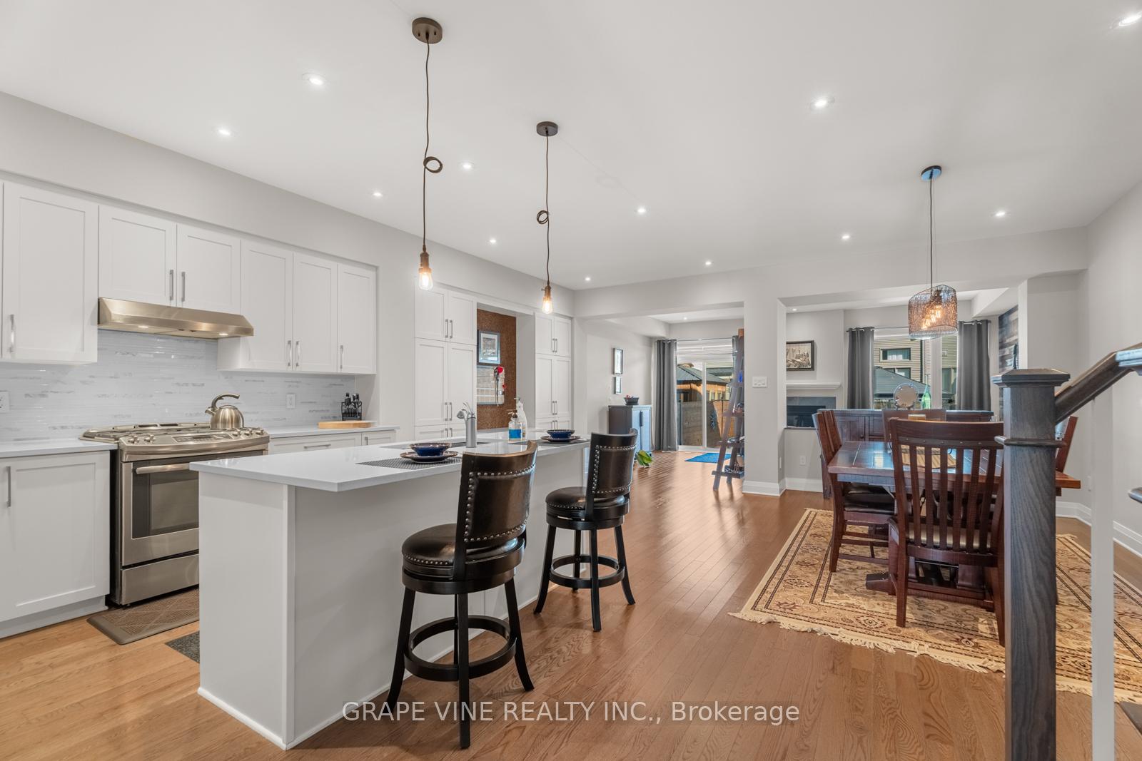Photo 7 of 237 Shinleaf Crescent, Ottawa, Mer Bleue/Bradley Estates/Anderson Park — HOMEH