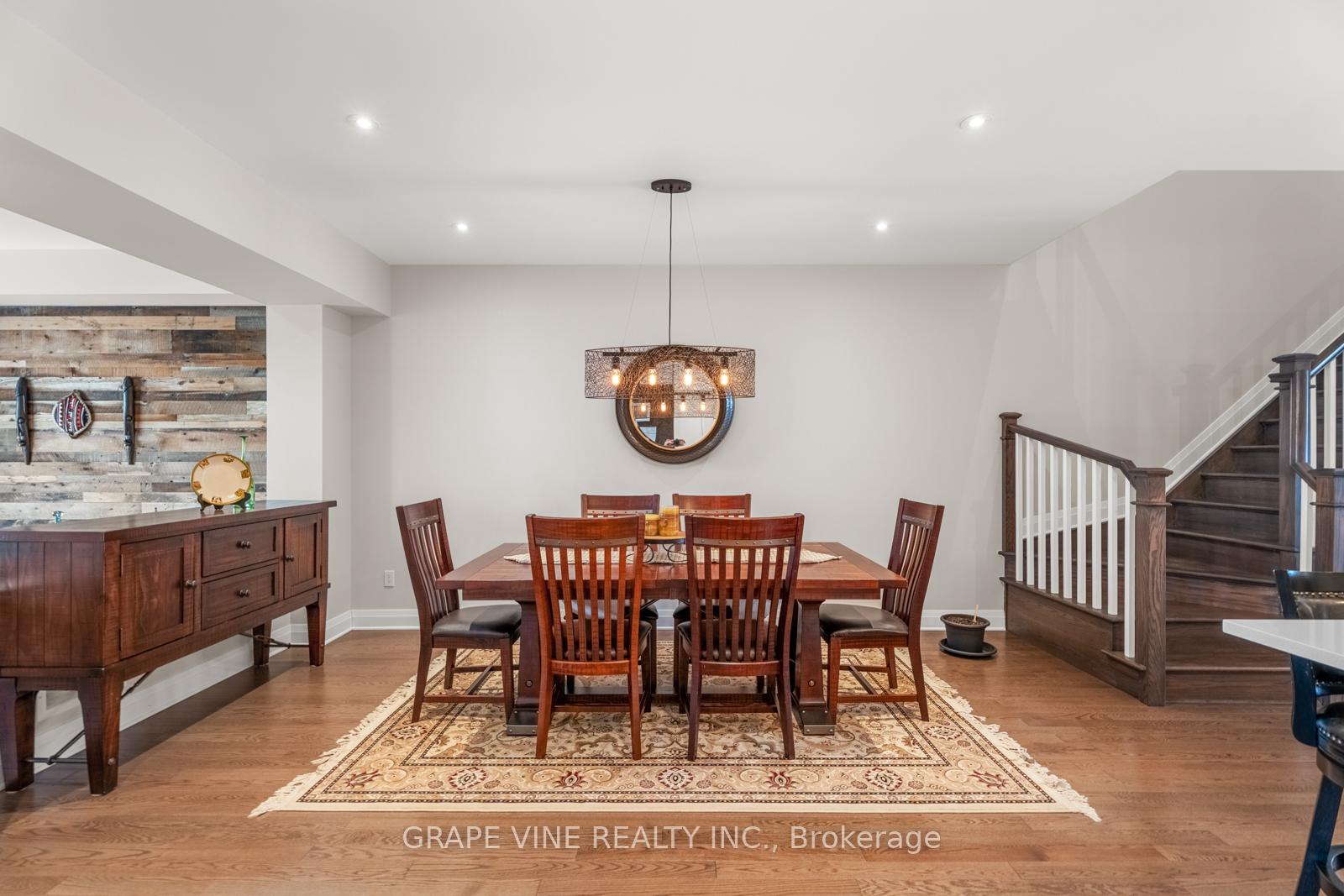 Photo 11 of 237 Shinleaf Crescent, Ottawa, Mer Bleue/Bradley Estates/Anderson Park — HOMEH