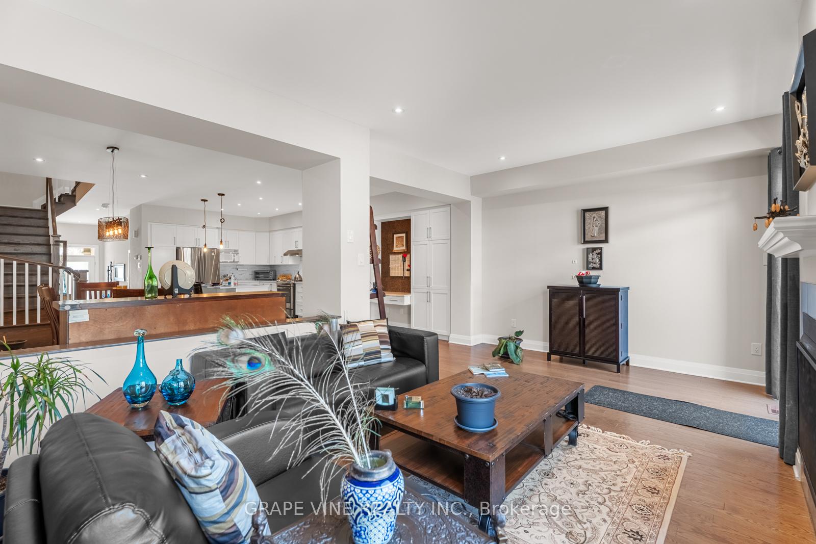 Photo 16 of 237 Shinleaf Crescent, Ottawa, Mer Bleue/Bradley Estates/Anderson Park — HOMEH