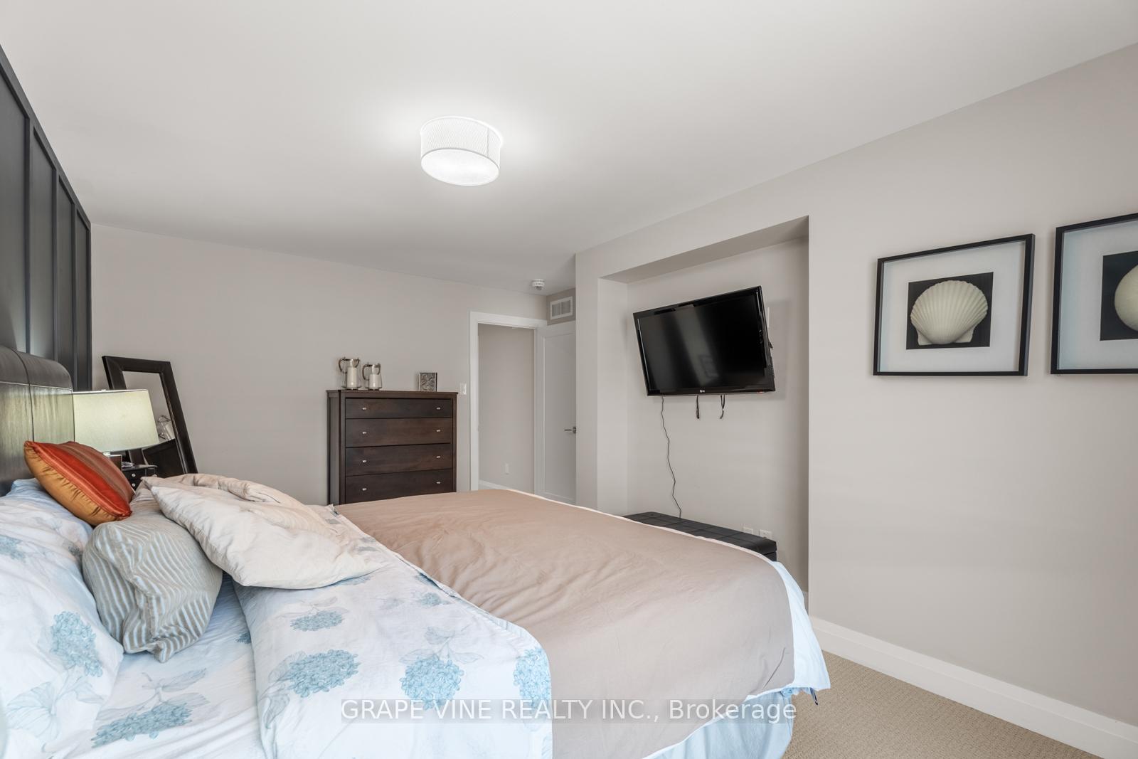 Photo 23 of 237 Shinleaf Crescent, Ottawa, Mer Bleue/Bradley Estates/Anderson Park — HOMEH