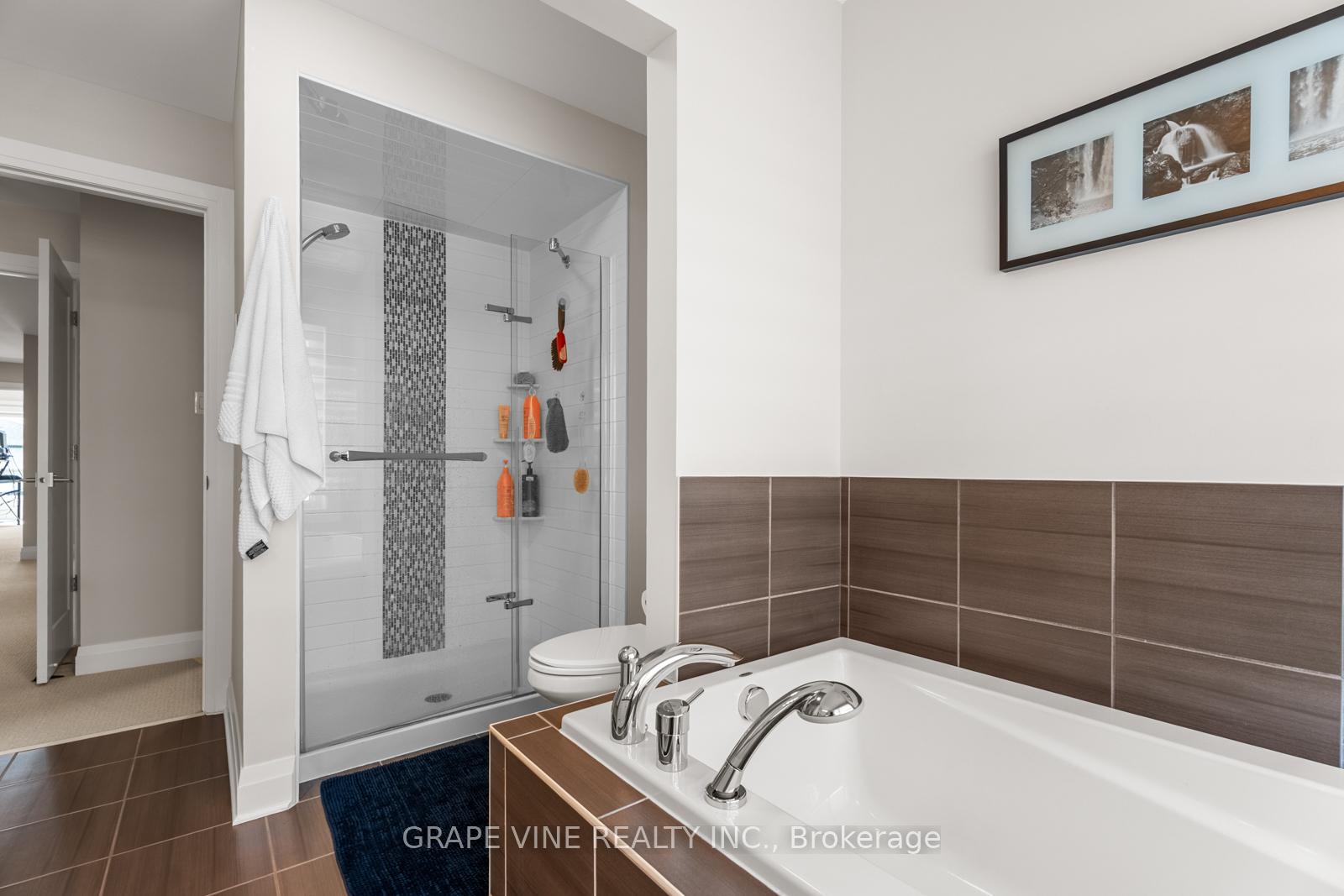 Photo 25 of 237 Shinleaf Crescent, Ottawa, Mer Bleue/Bradley Estates/Anderson Park — HOMEH