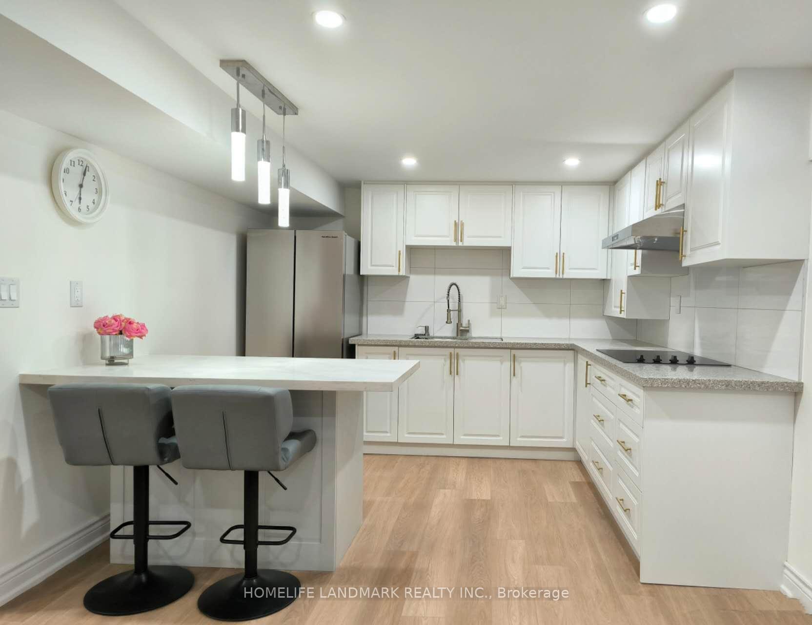 Photo 2 of 68 Cairns Drive, Markham, Raymerville — HOMEH