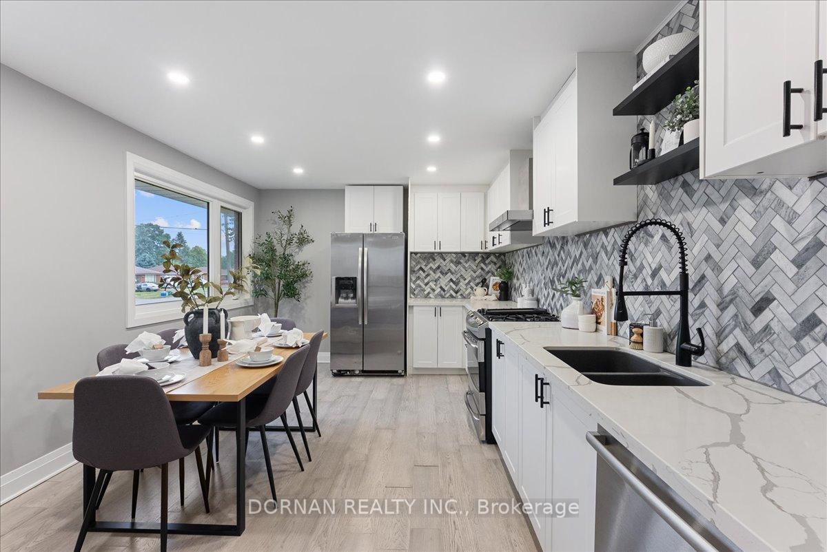 Photo 8 of 394 Rossland Road E, Oshawa, O'Neill — HOMEH
