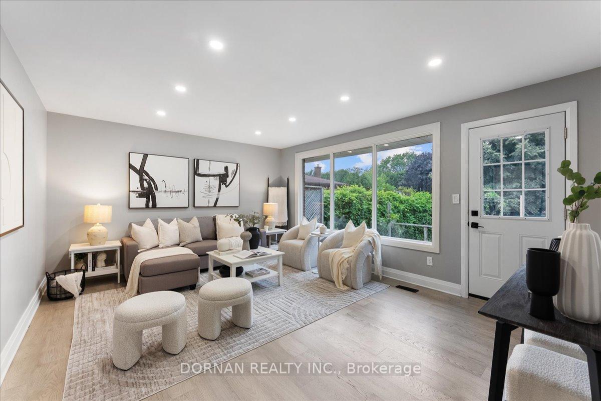 Photo 13 of 394 Rossland Road E, Oshawa, O'Neill — HOMEH