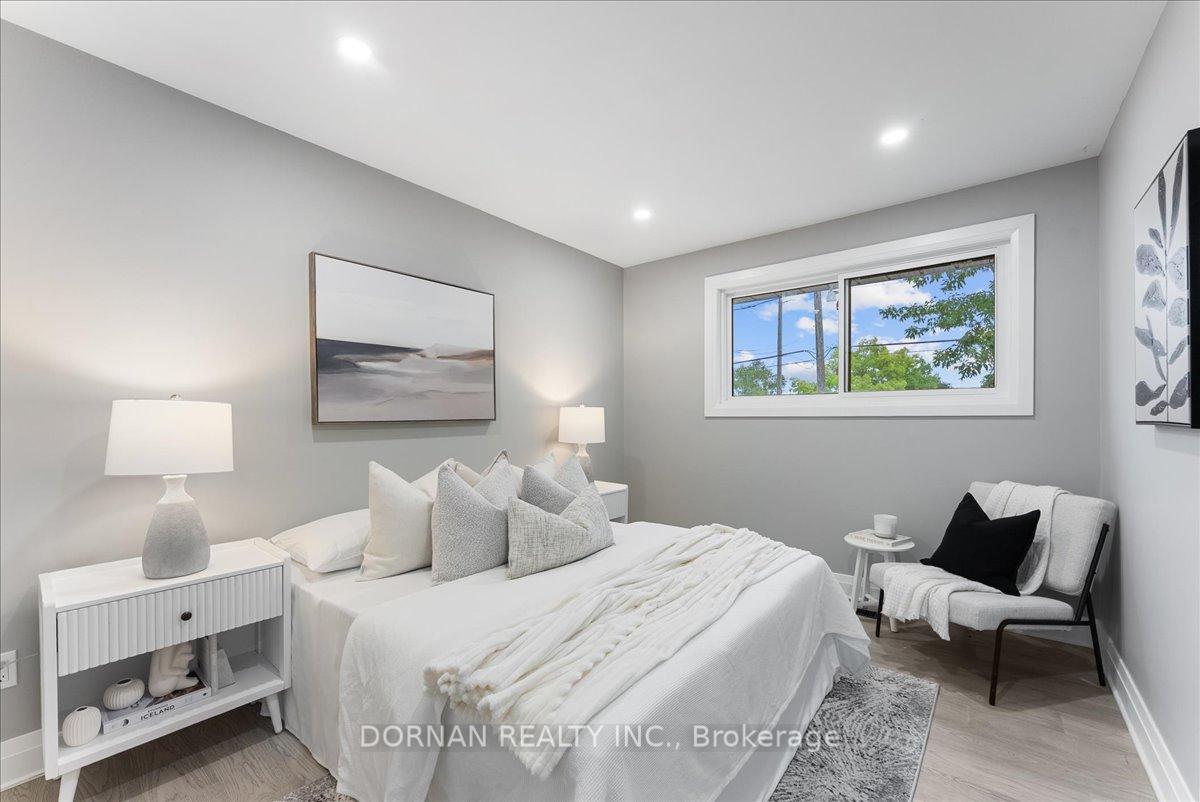 Photo 22 of 394 Rossland Road E, Oshawa, O'Neill — HOMEH