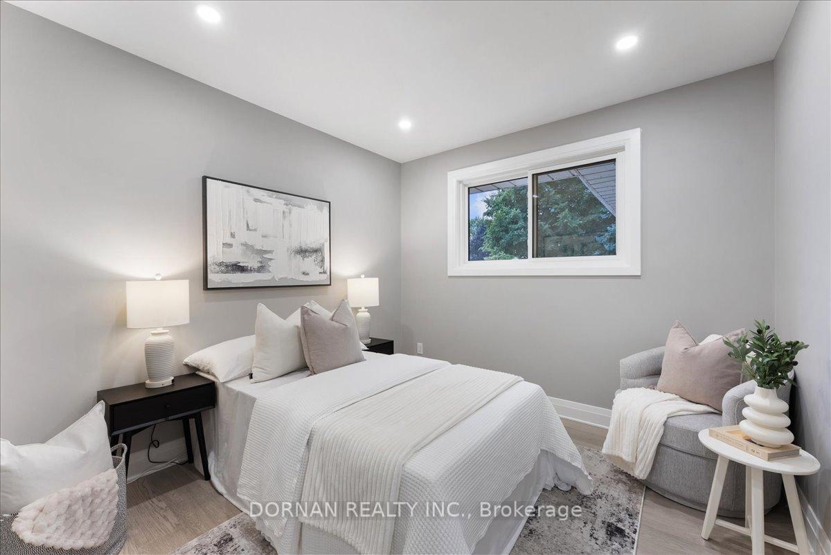 Photo 25 of 394 Rossland Road E, Oshawa, O'Neill — HOMEH