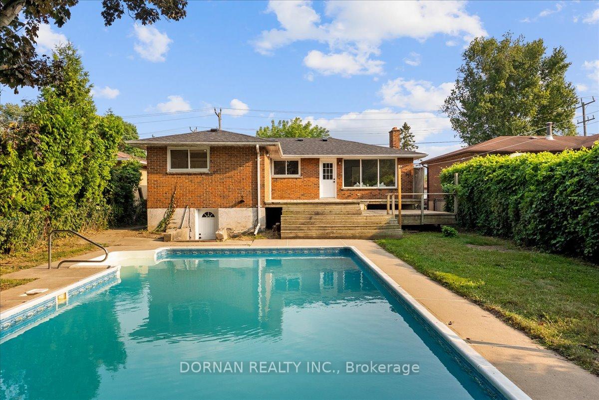 Photo 35 of 394 Rossland Road E, Oshawa, O'Neill — HOMEH