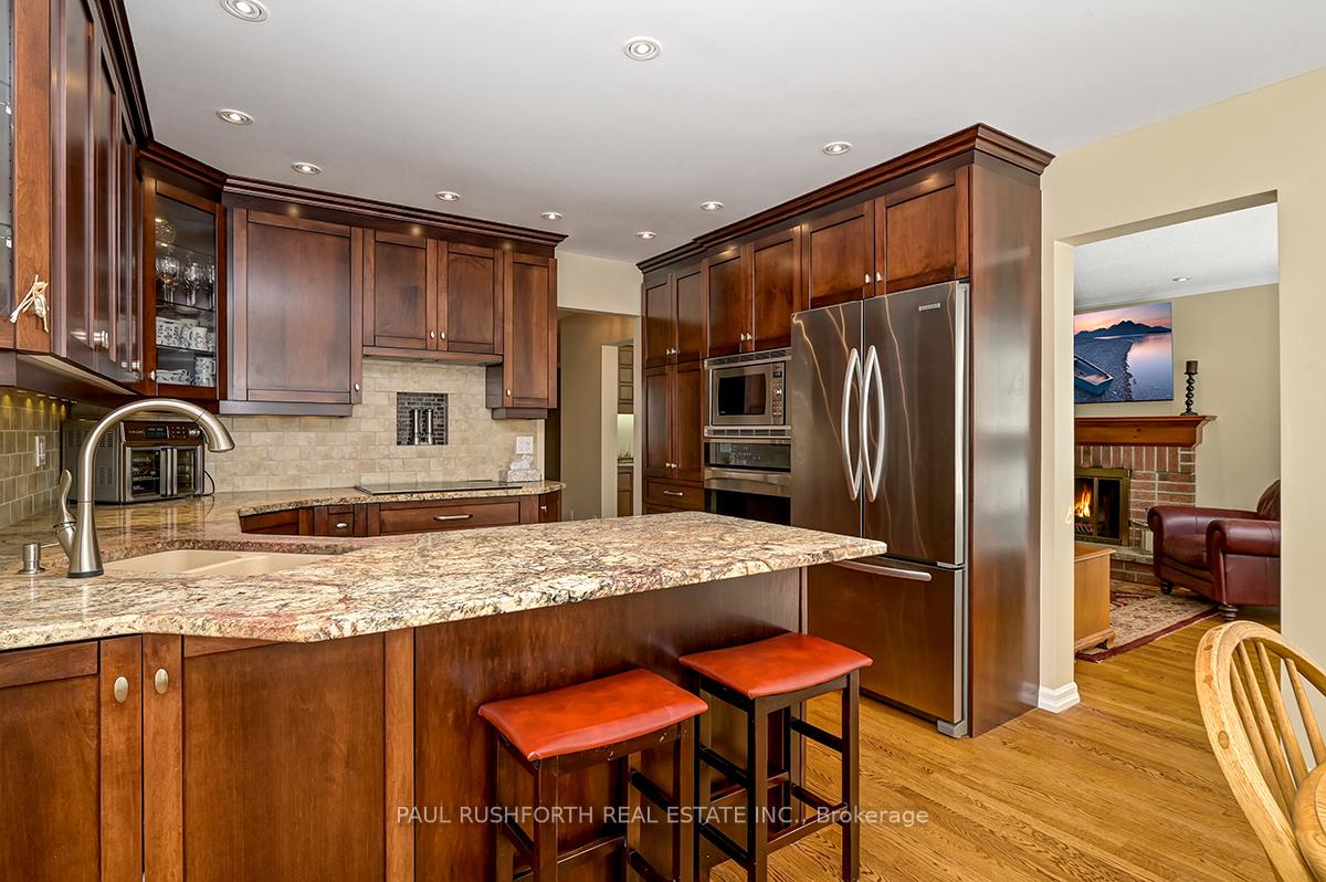 Photo 10 of 898 Raftsman Lane, Ottawa, Convent Glen — HOMEH