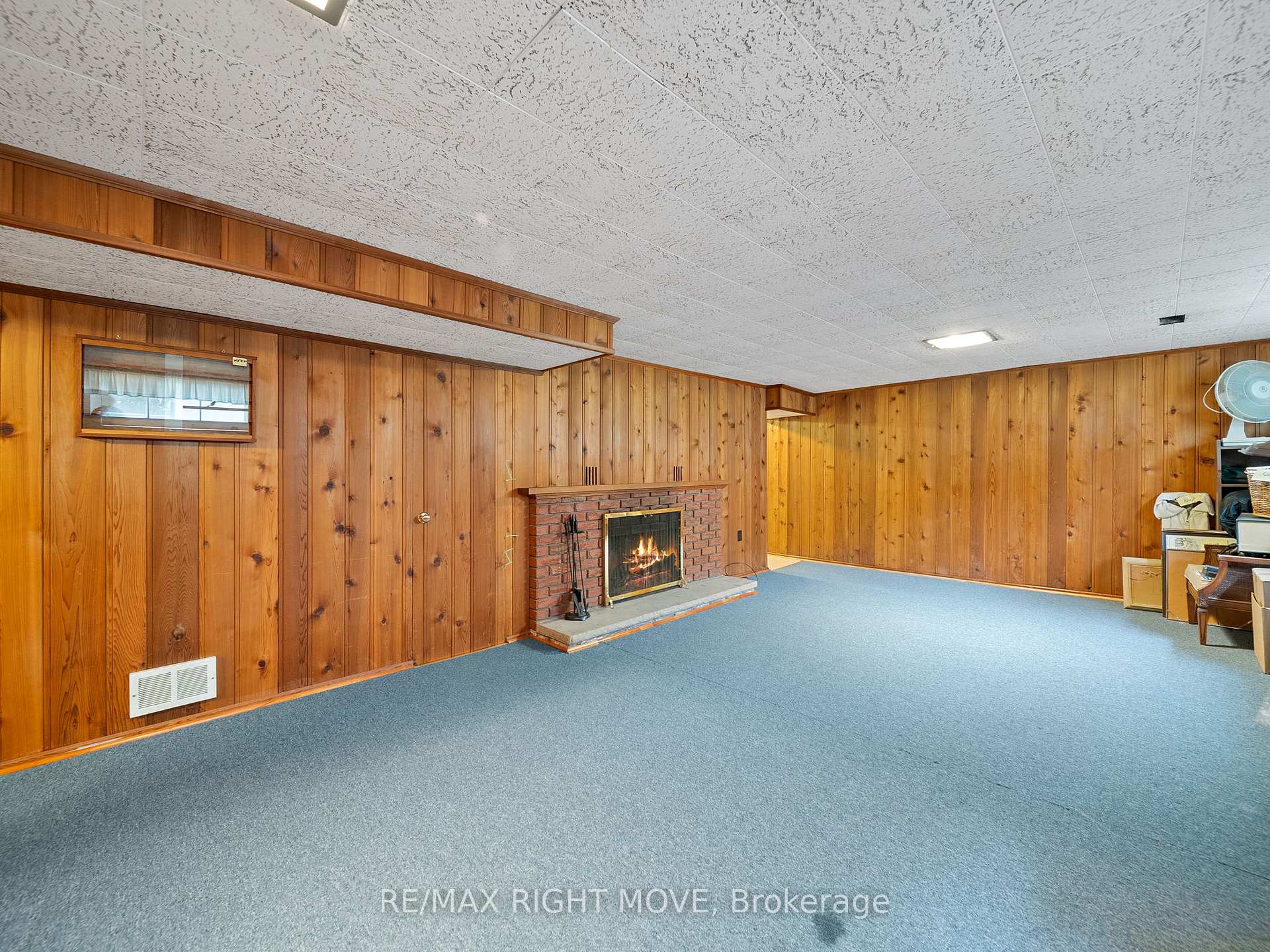 Photo 18 of 190 Martin Drive, Orillia — HOMEH