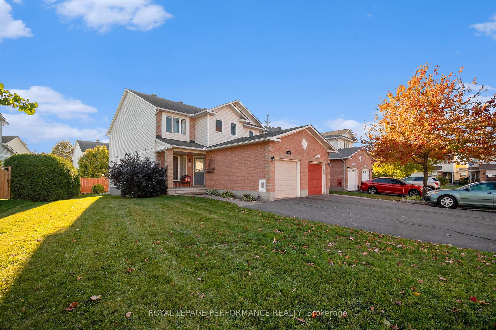 Photo 3 of 730 Nesting Way, Ottawa, Fallingbrook/Gardenway South — HOMEH