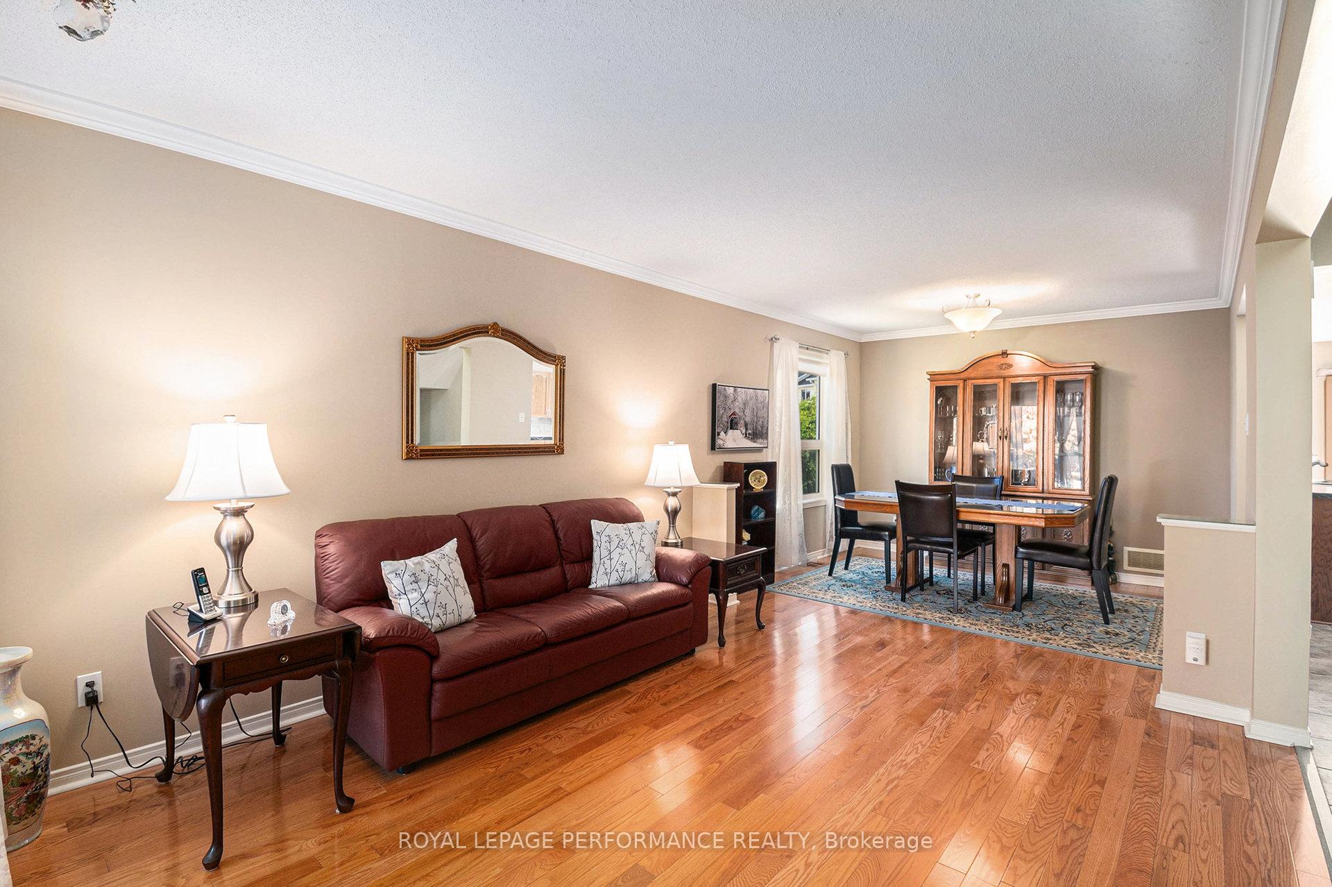 Photo 7 of 730 Nesting Way, Ottawa, Fallingbrook/Gardenway South — HOMEH