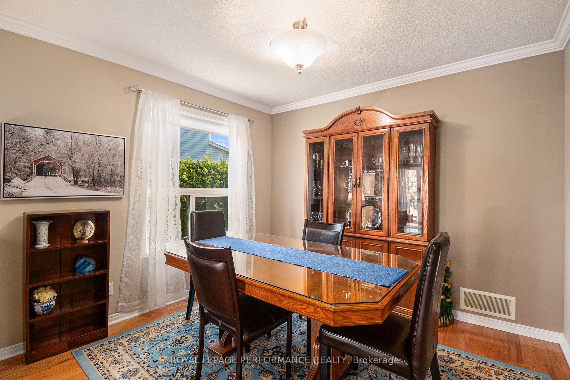 Photo 9 of 730 Nesting Way, Ottawa, Fallingbrook/Gardenway South — HOMEH