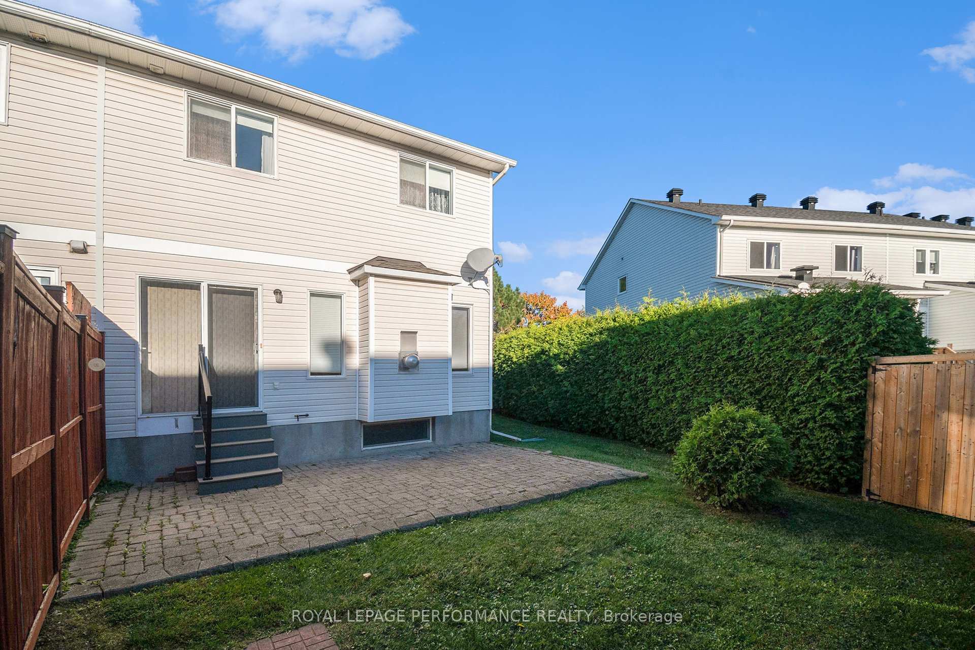 Photo 21 of 730 Nesting Way, Ottawa, Fallingbrook/Gardenway South — HOMEH