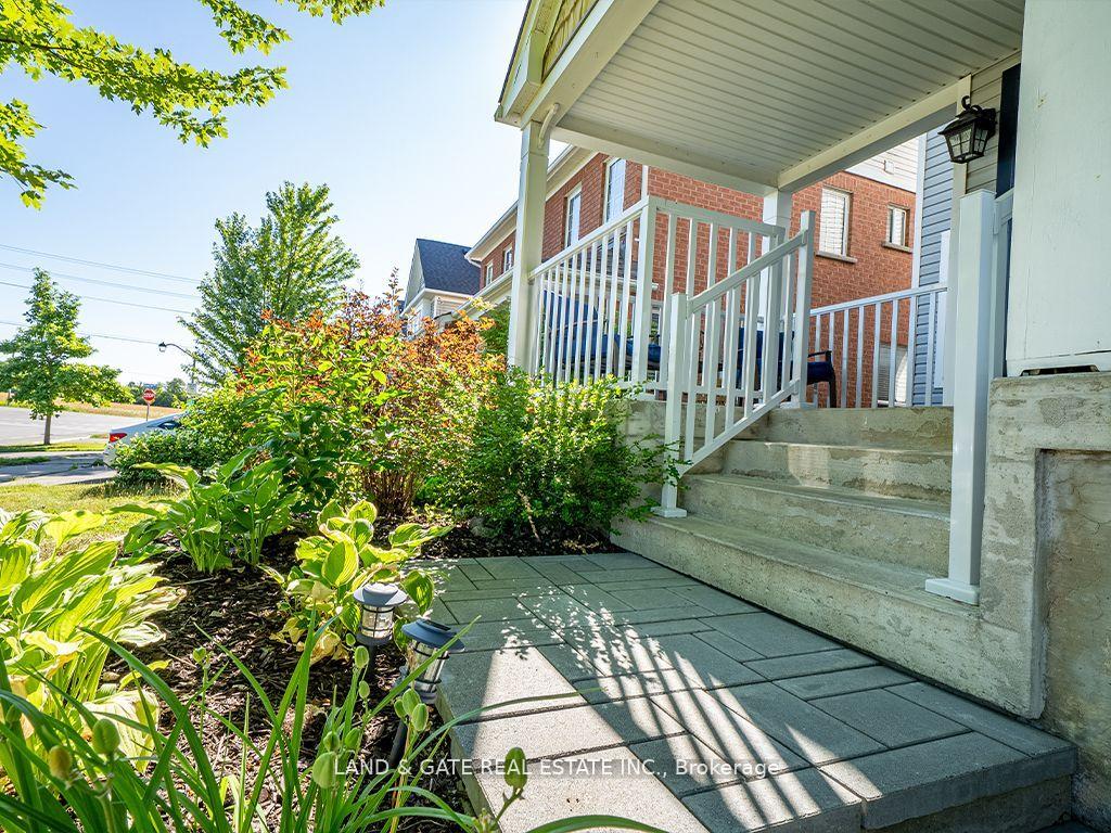 Photo 4 of 1631 Coldstream Drive, Oshawa, Taunton — HOMEH