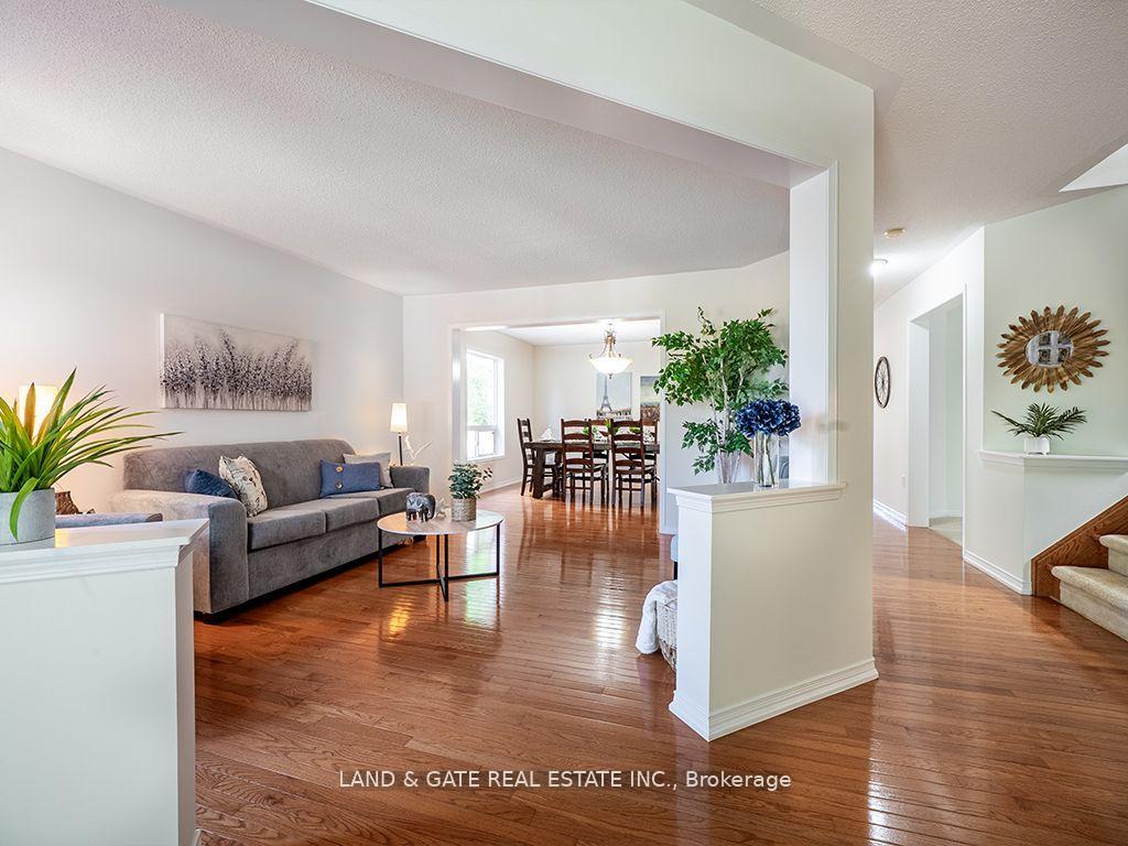 Photo 7 of 1631 Coldstream Drive, Oshawa, Taunton — HOMEH