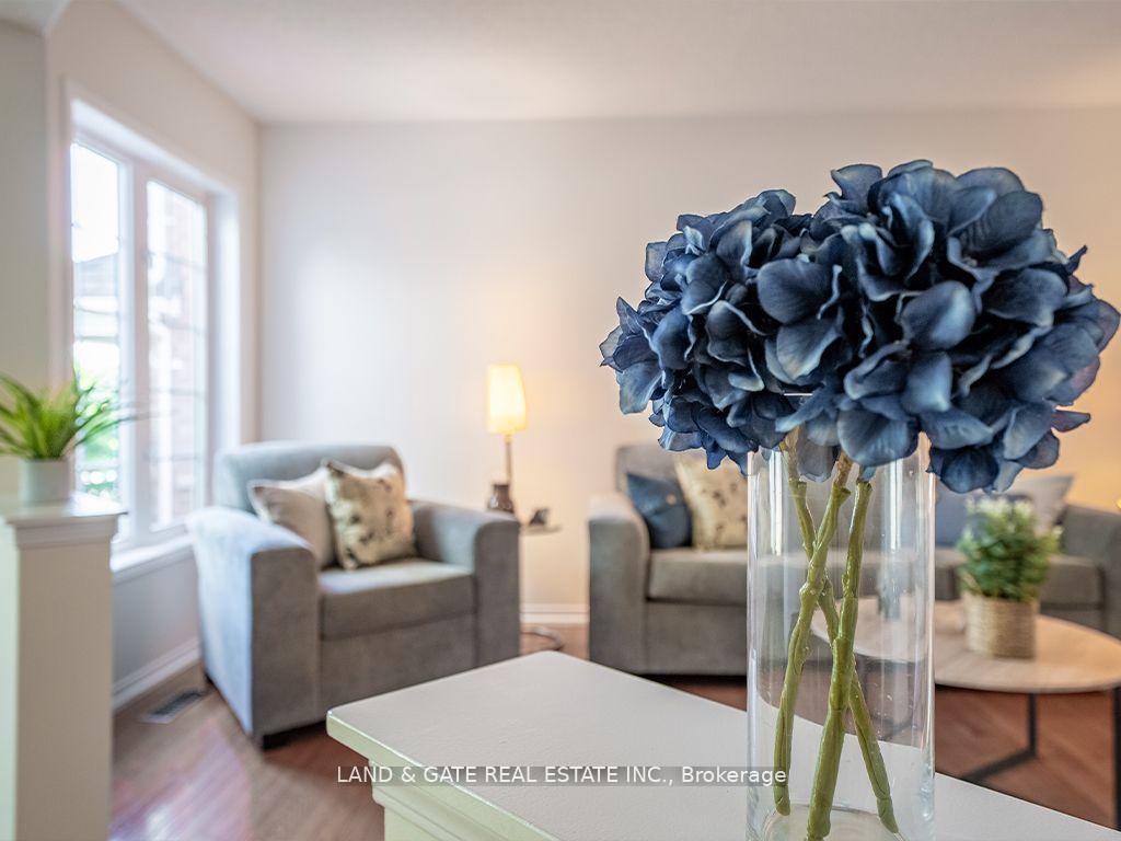 Photo 8 of 1631 Coldstream Drive, Oshawa, Taunton — HOMEH
