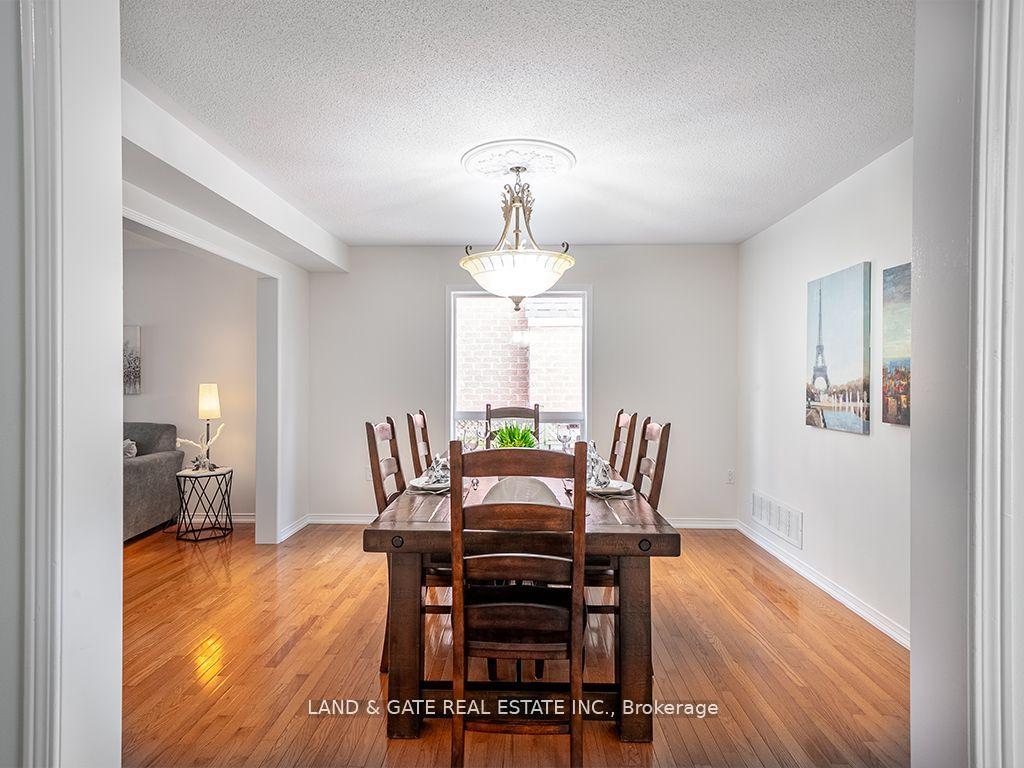 Photo 15 of 1631 Coldstream Drive, Oshawa, Taunton — HOMEH