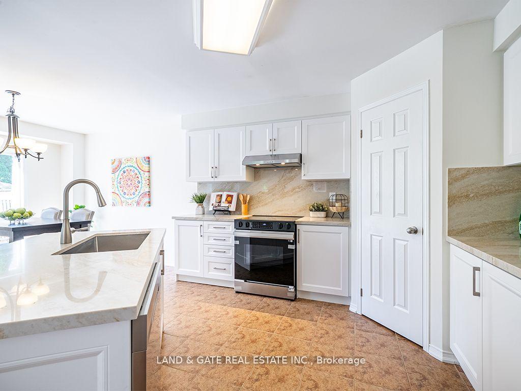 Photo 19 of 1631 Coldstream Drive, Oshawa, Taunton — HOMEH