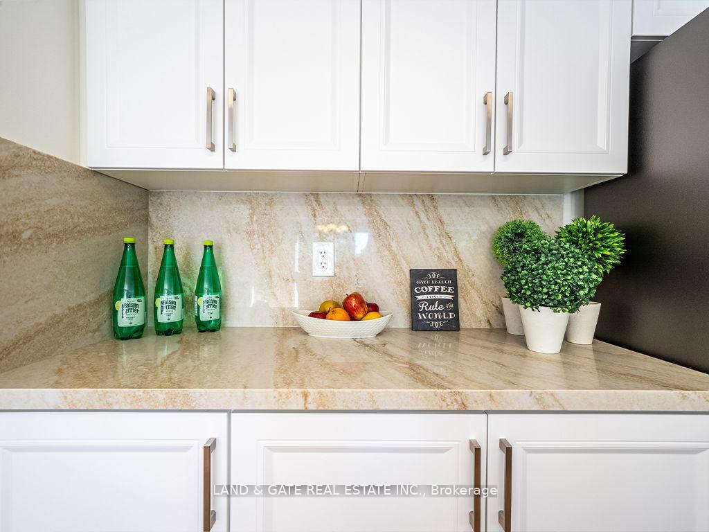 Photo 22 of 1631 Coldstream Drive, Oshawa, Taunton — HOMEH