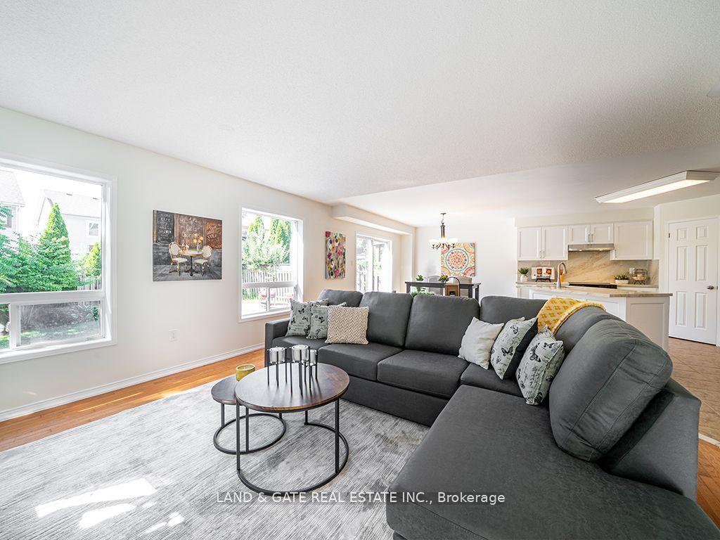 Photo 28 of 1631 Coldstream Drive, Oshawa, Taunton — HOMEH