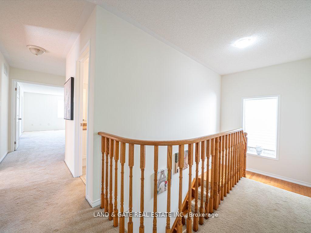 Photo 32 of 1631 Coldstream Drive, Oshawa, Taunton — HOMEH