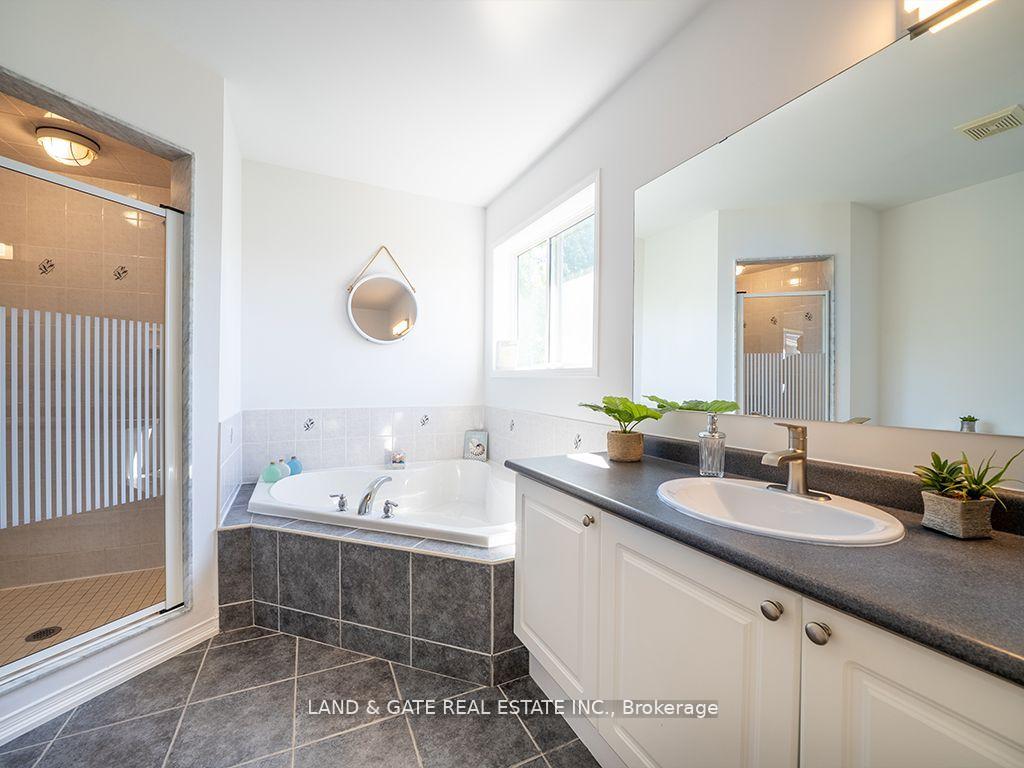 Photo 40 of 1631 Coldstream Drive, Oshawa, Taunton — HOMEH