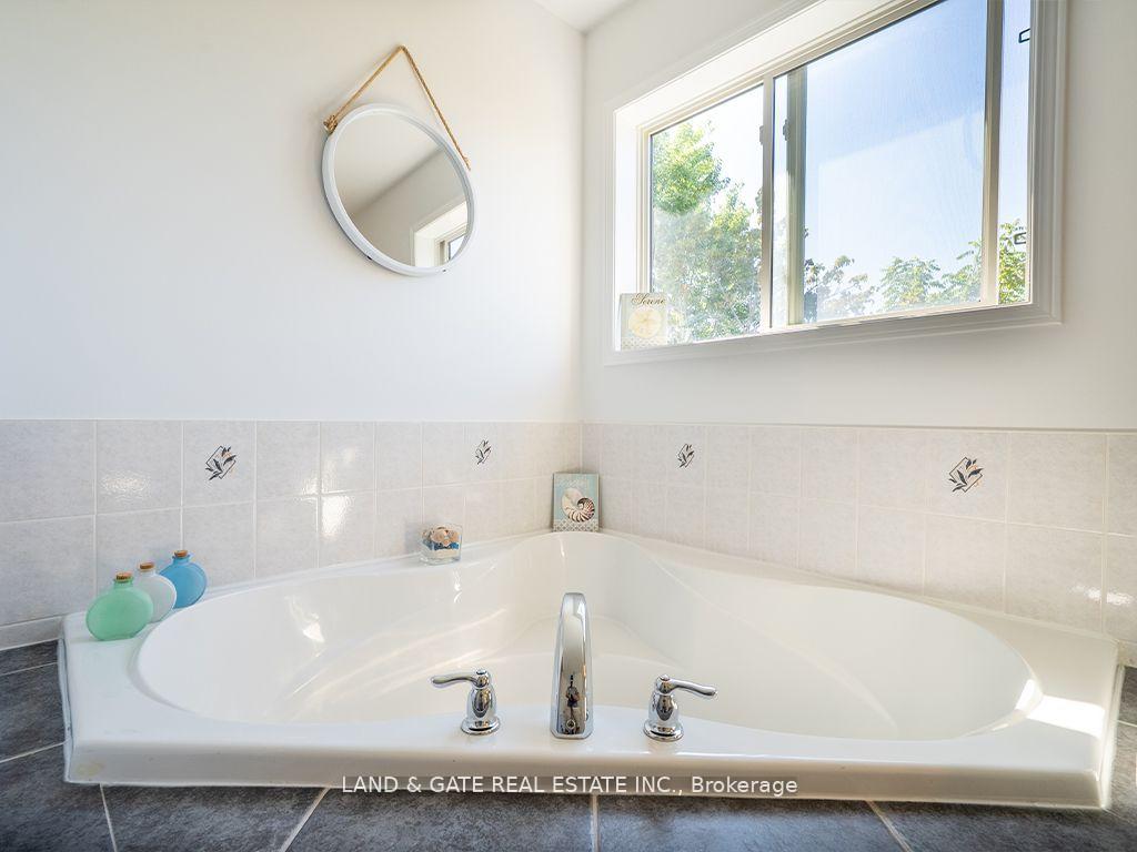 Photo 41 of 1631 Coldstream Drive, Oshawa, Taunton — HOMEH