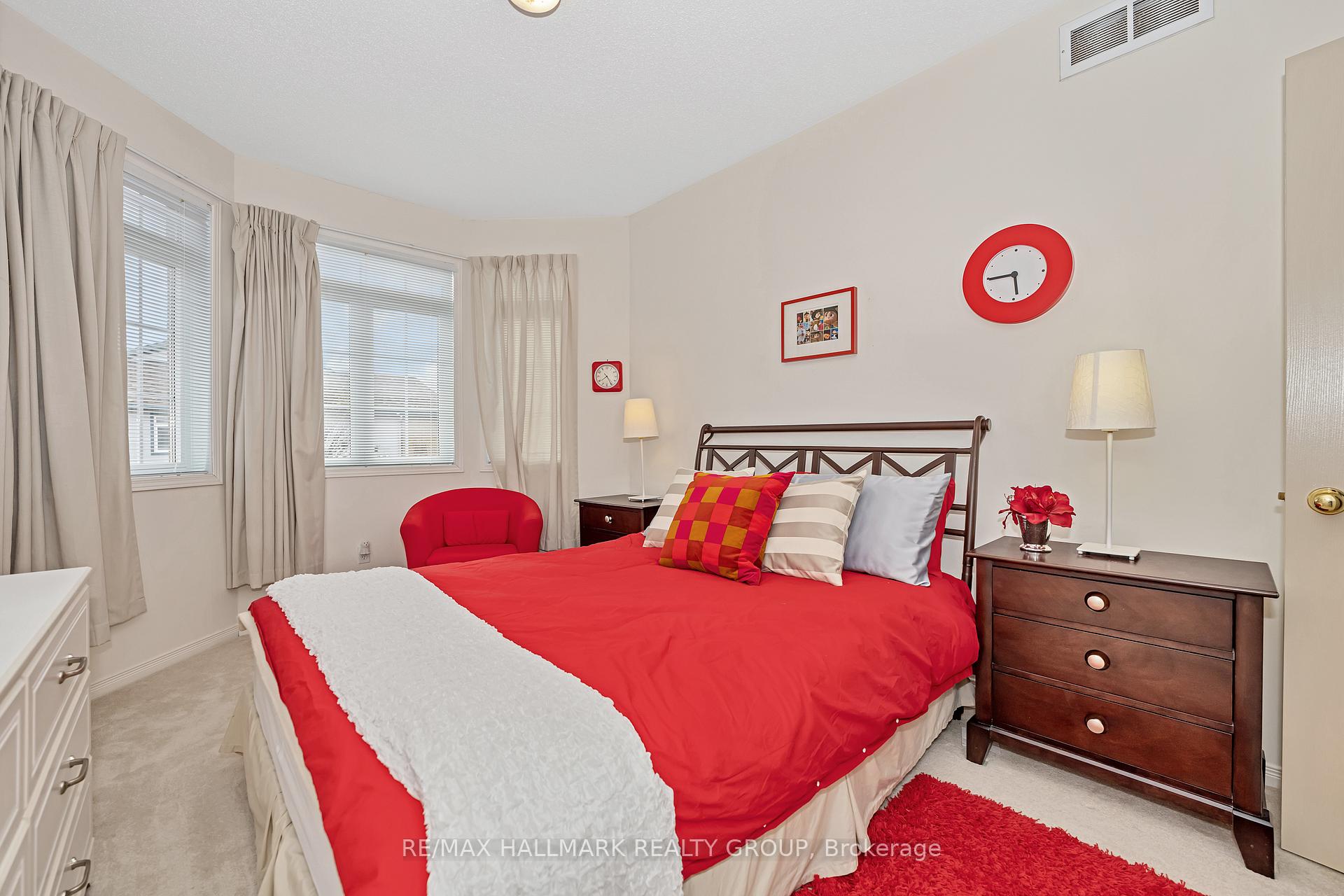 Photo 18 of 551 Chapel Park Private, Ottawa, Chateauneuf — HOMEH